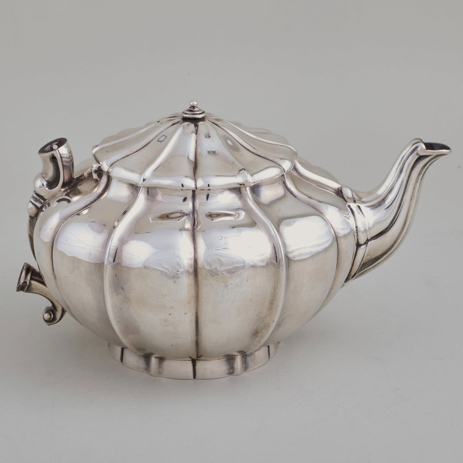 William Iv Silver Teapot - 5