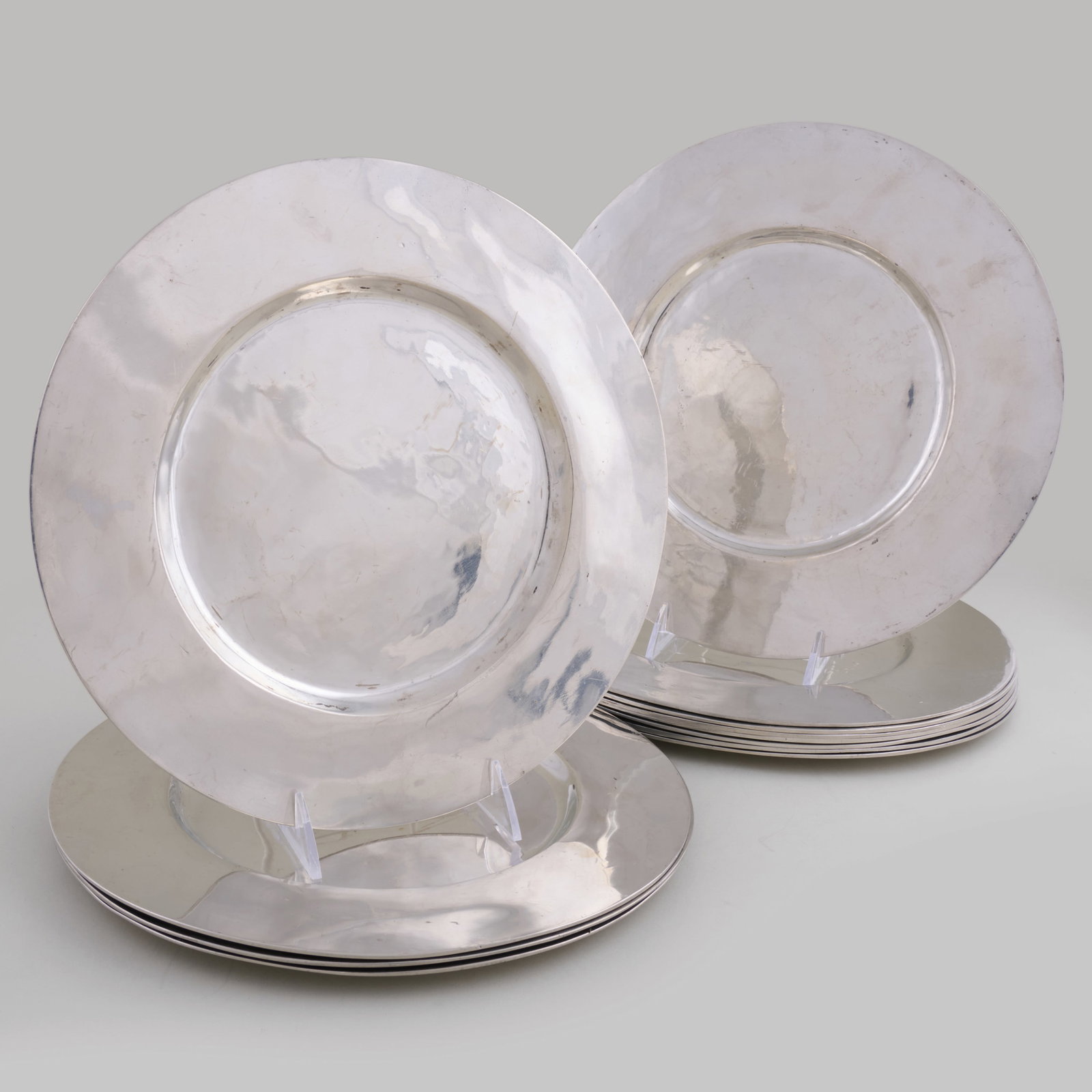 Set of Twelve De Campos De Quevedo Portuguese Pewter Chargers (1 of 9)