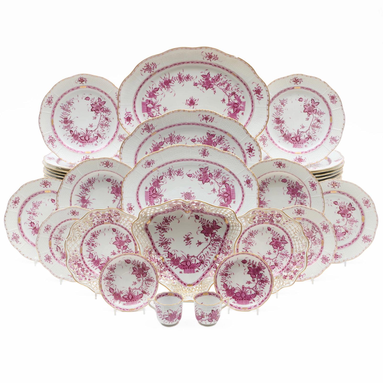 Herend Porcelain Part Service in the 'Indian Basket' Pattern (1 of 20)