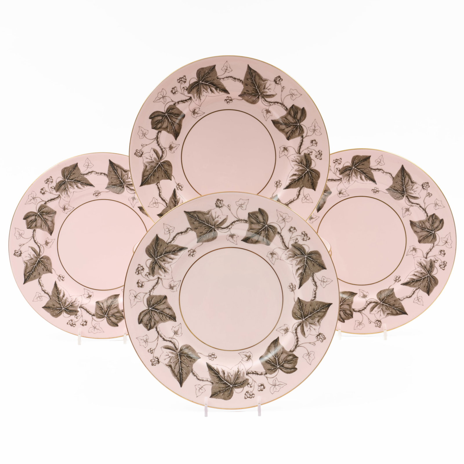 Group of Eight Wedgwood Porcelain Dinner Plates in the 'Alpine Pink Napoleon Ivy' Pattern (1 of 5)