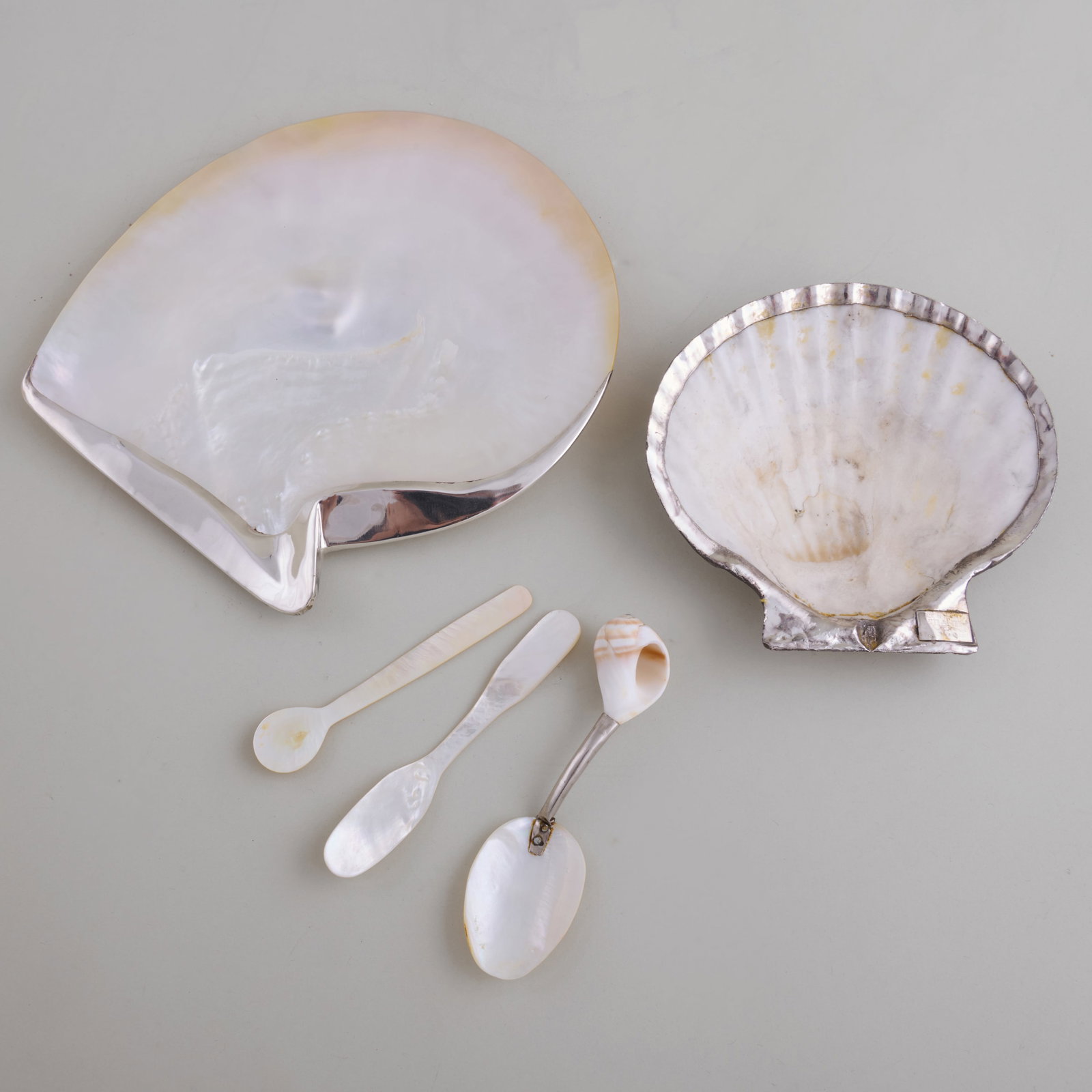 Mother of Pearl Caviar Serving Set (1 of 3)