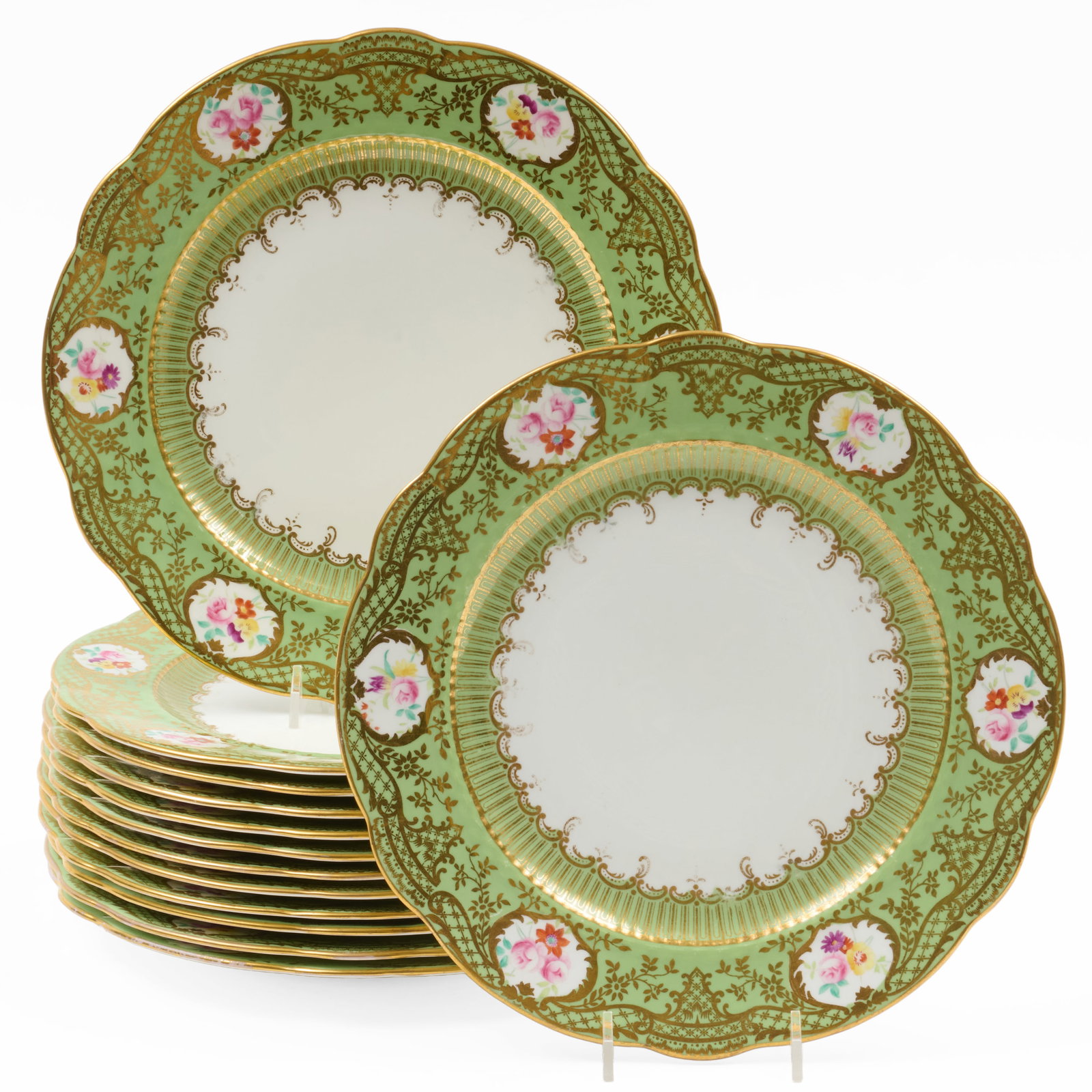 Set of Thirteen Wedgwood Porcelain Dinner Plates (1 of 5)