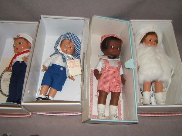 4 MODERN EFFANBEE DOLLS IN BOXES: 4 MODERN EFFANBEE DOLLS IN BOXES - BLACK PATSY, CHRISTMAS PATSY, PEEY SAILOR, SKIPPY