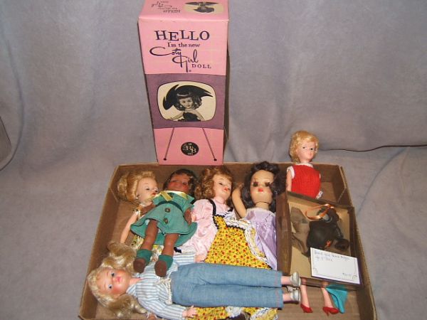 7 VINYL DOLLS AND 1 EXTRA OUTFIT: 7 VINYL DOLLS AND 1 EXTRA OUTFIT - 1 COTY GIRL IN BOX, 2 LITTLE MISS REVLON, 1 10" TINY TERRI LEE, 11" ELLY MAE CLAMPETT, MARY MAKEUP AND EFFANBEE 8" JUNIOR GIRL SCOUT -COTY DOLL -ONE SHOE AS/IS