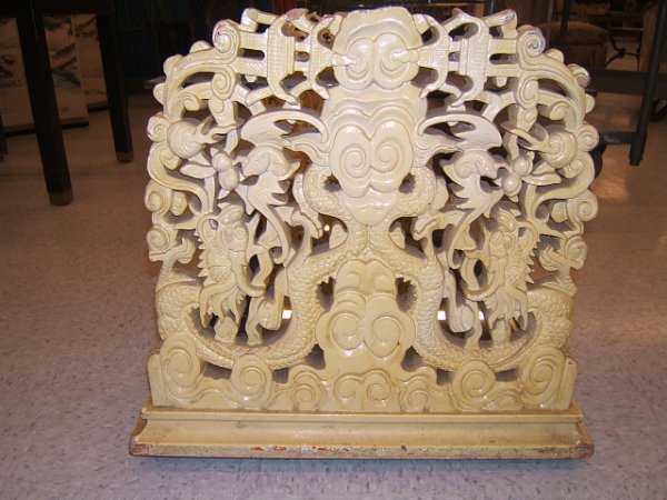 ELABORATELY CARVED GLASS TOP TABLE - 3
