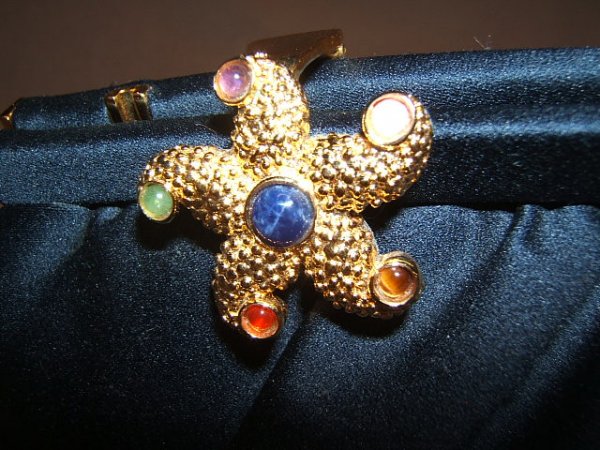 JUDITH LEIBER NAVY FABRIC CLUTCH-STARFISH CLASP - 5
