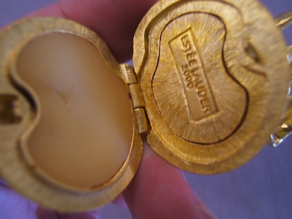 ESTEE LAUDER BEADED SPARKLING MERMAID COMPACT - 4