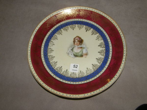 SIGNED PORTRAIT PLATE