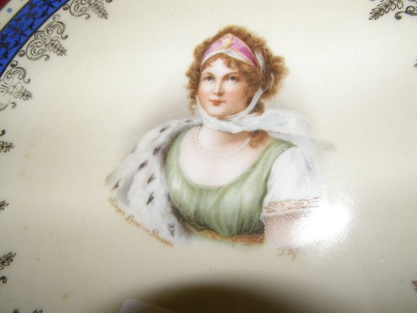 SIGNED PORTRAIT PLATE - 2