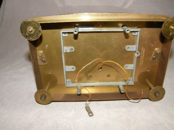 GERMAN CLOCK IN BRONZE AND BEVELED GLASS CASE - 2