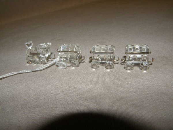 9133: 4 PIECE SWAROVSKI CRYSTAL TRAIN SET WITH BOX