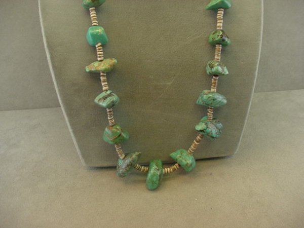 1 25 INCH TURQUOISE & SHELL BEAD NECKLACE