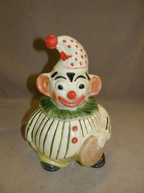 C. MILLER CO. CLOWN COOKIE JAR: C. MILLER CO. CLOWN COOKIE JAR - 11 1/2" HIGH - MINOR PAINT LOSS