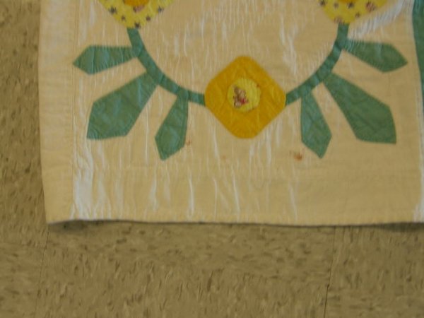 VINTAGE QUILT - 2
