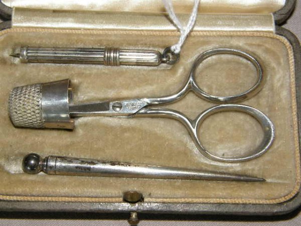 SEWING SET IN FITTED CASE -STERLING