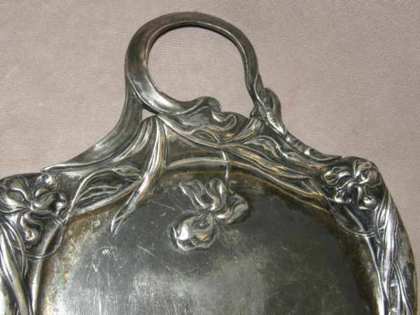 ART NOUVEAU SILVERPLATED CRUMBER AND TRY - 2