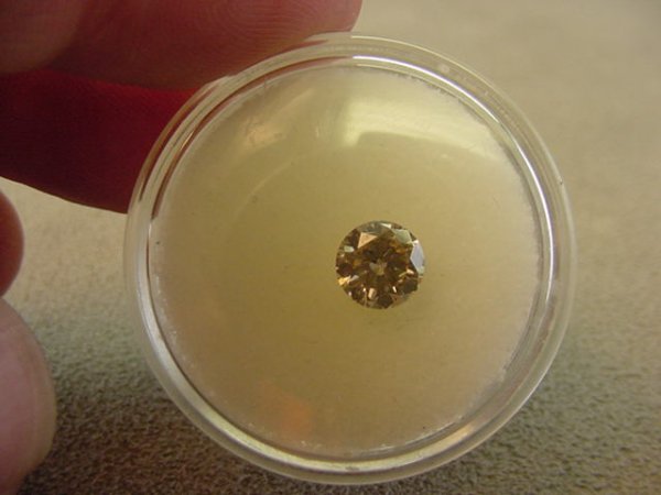 UNSET ROUND .76 CT DIAMOND