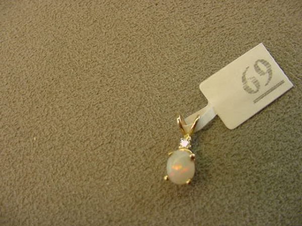14K GOLD OPAL AND DIAMOND PENDANT