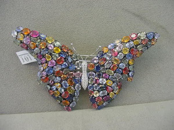 18K WHITE GOLD SAPPHIRE& DIAMOND BUTTERFLY BROOCH