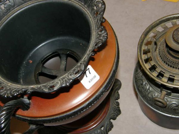 BRADLEY & HUBBARD METAL KEROSENE LAMP BASE - 3