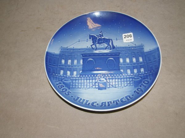 ROYAL COPENHAGEN ROYAL PALACE PLATE