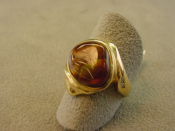 14K GOLD FIRE AGATE AND DIAMOND RING