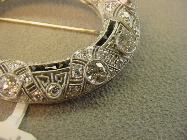 ANTIQUE PLATINUM DIAMOND FILIGREE BROOCH - 2