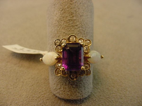 14K GOLD OPAL, AMETHYST AND DIAMOND RING