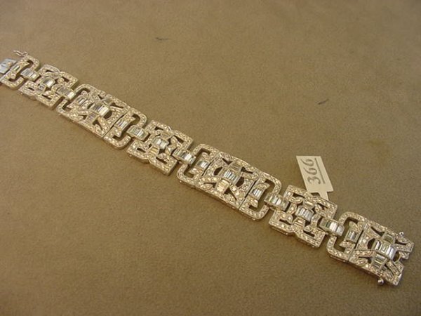 18K WHITE GOLD DIAMOND DECO STYLE BRACELET
