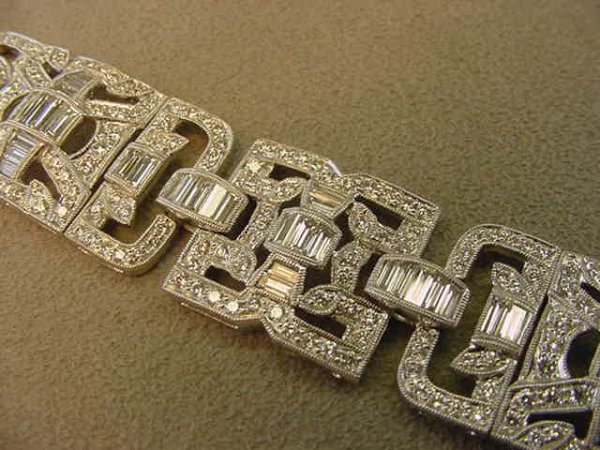 18K WHITE GOLD DIAMOND DECO STYLE BRACELET - 2