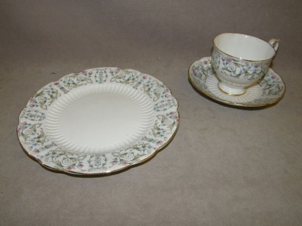 DECORATED ENGLISH BONE CHINA LUNCHEON SET