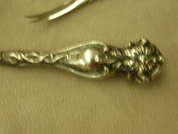 5 STERLING ITEMS INCLUDING SEWING ITEMS - 3