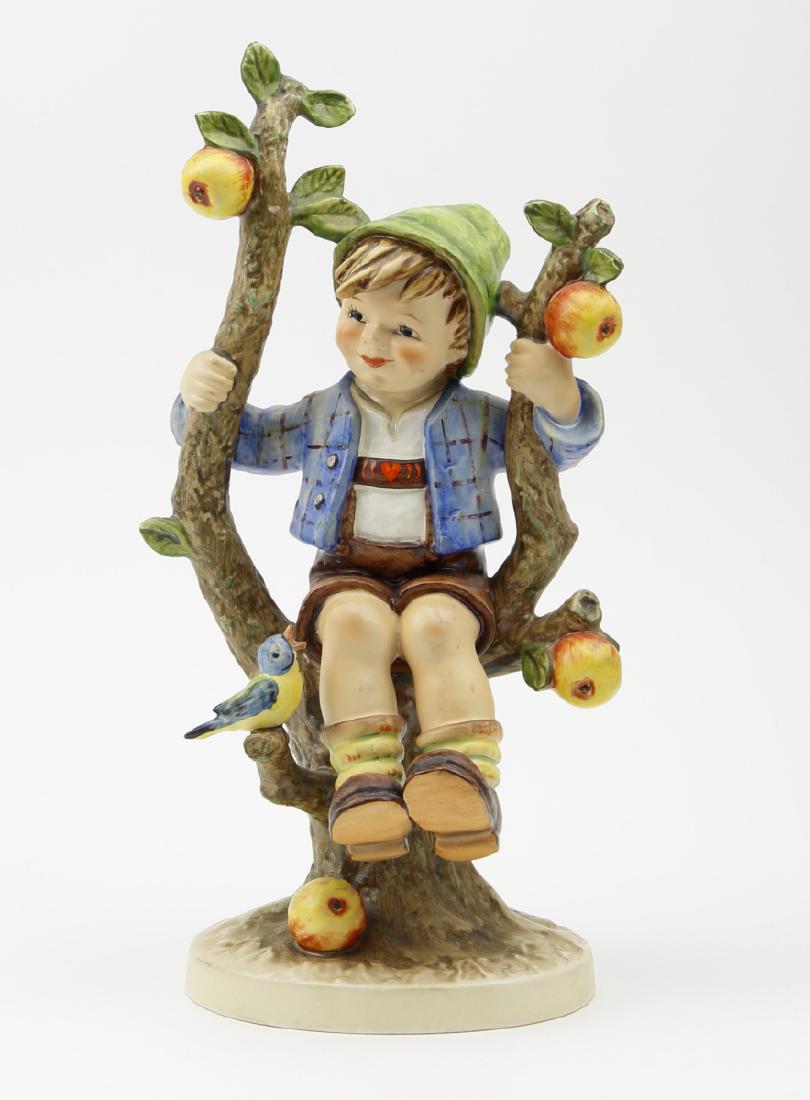 Appletree Boy Hummel 1968 (1 of 5)
