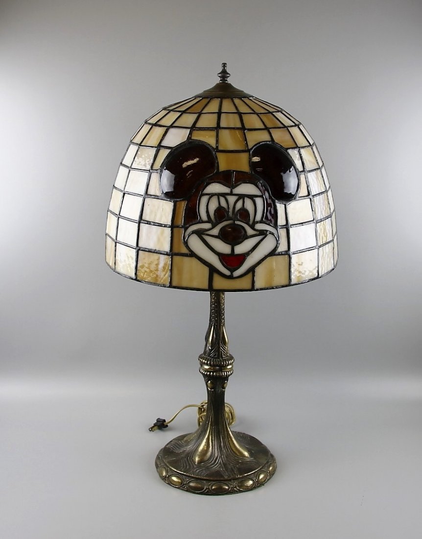 Tiffany Style Mickey Mouse Table Lamp (1 of 6)