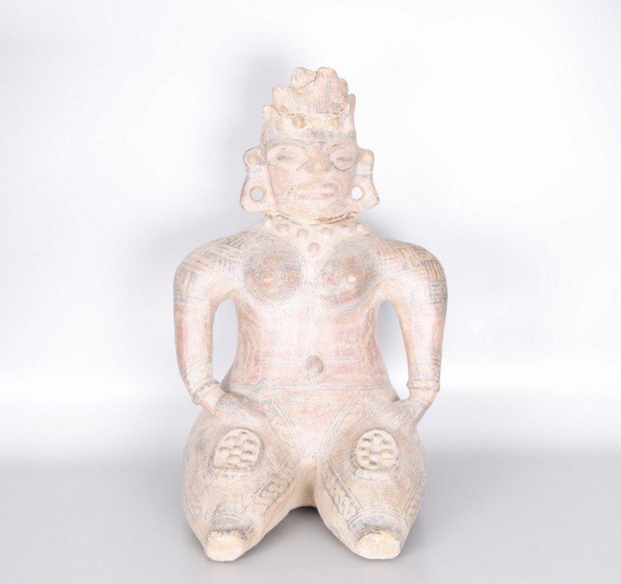 Pre Columbia Sitting Lady (1 of 7)