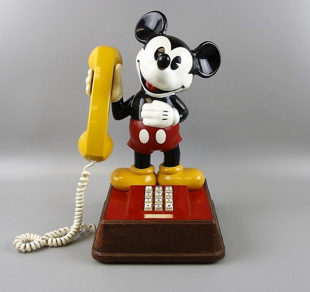 Disney Mickey Mouse Phone (1 of 6)