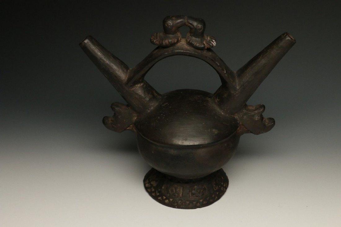 Pre-Columbian Chimu Double Spout Stirrup Vessel (1 of 4)