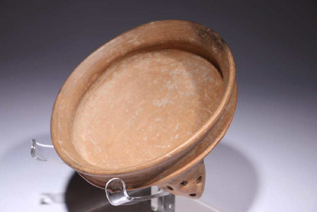 Pre-Columbian Tripod Bowl (1 of 4)