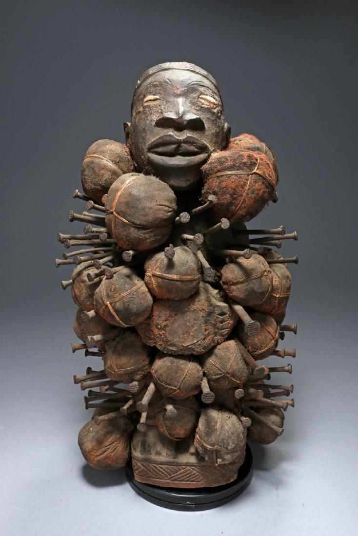 African Art  Bakongo Nkondi Nkisi Nail / Wood Fetish (1 of 7)
