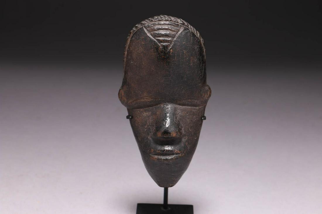 African Art Dan Passport (1 of 4)