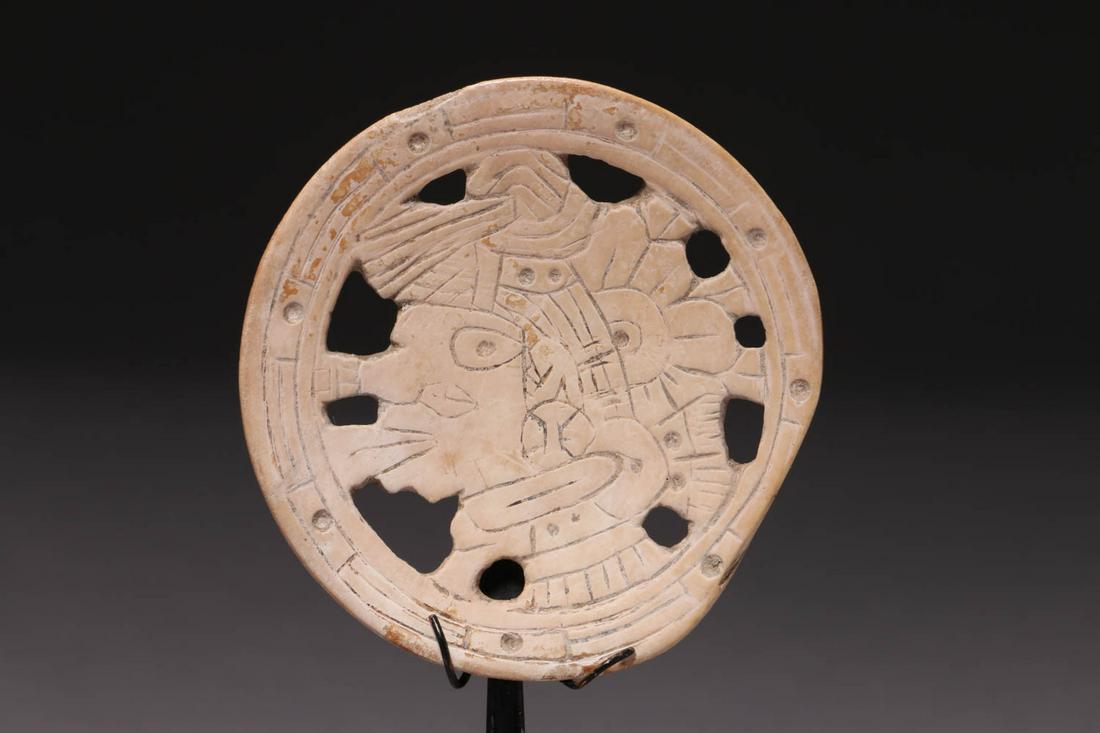 Pre-Columbian Shell Pendant (1 of 3)