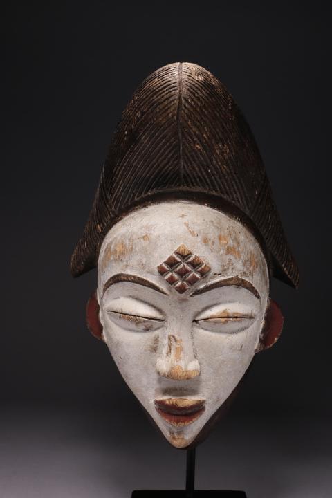African Art Punu  Mask (1 of 5)