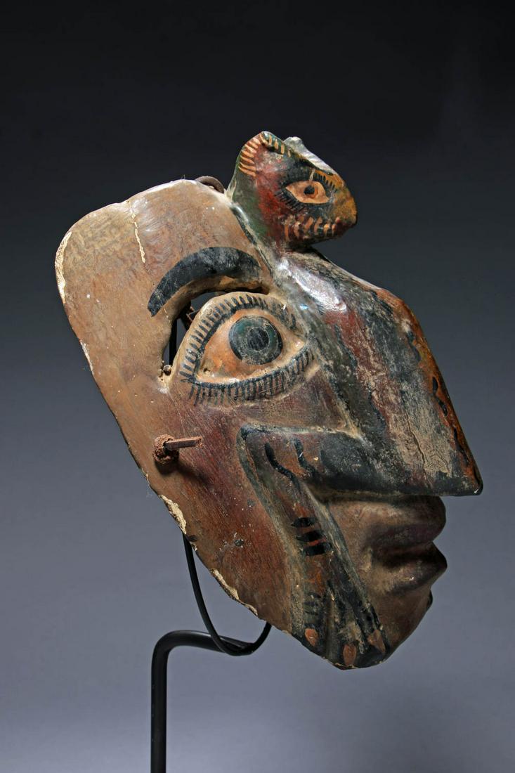 Wood Mask (1 of 5)