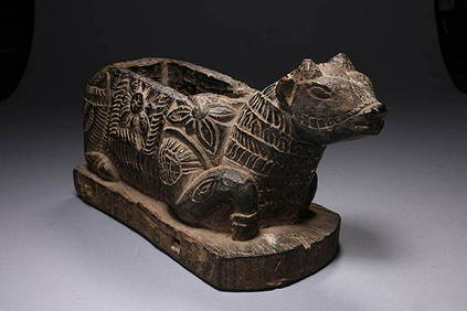 Carved Teak Peacock Tika Box From Rajasthan - 19th Century Carved Teak Peacock Tika Box From Rajasthan - 19th Century