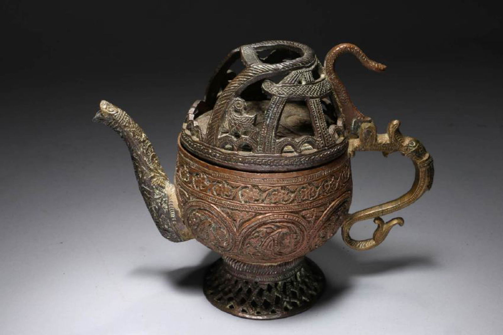 Kashmiri Kangri Tea Pot (1 of 5)