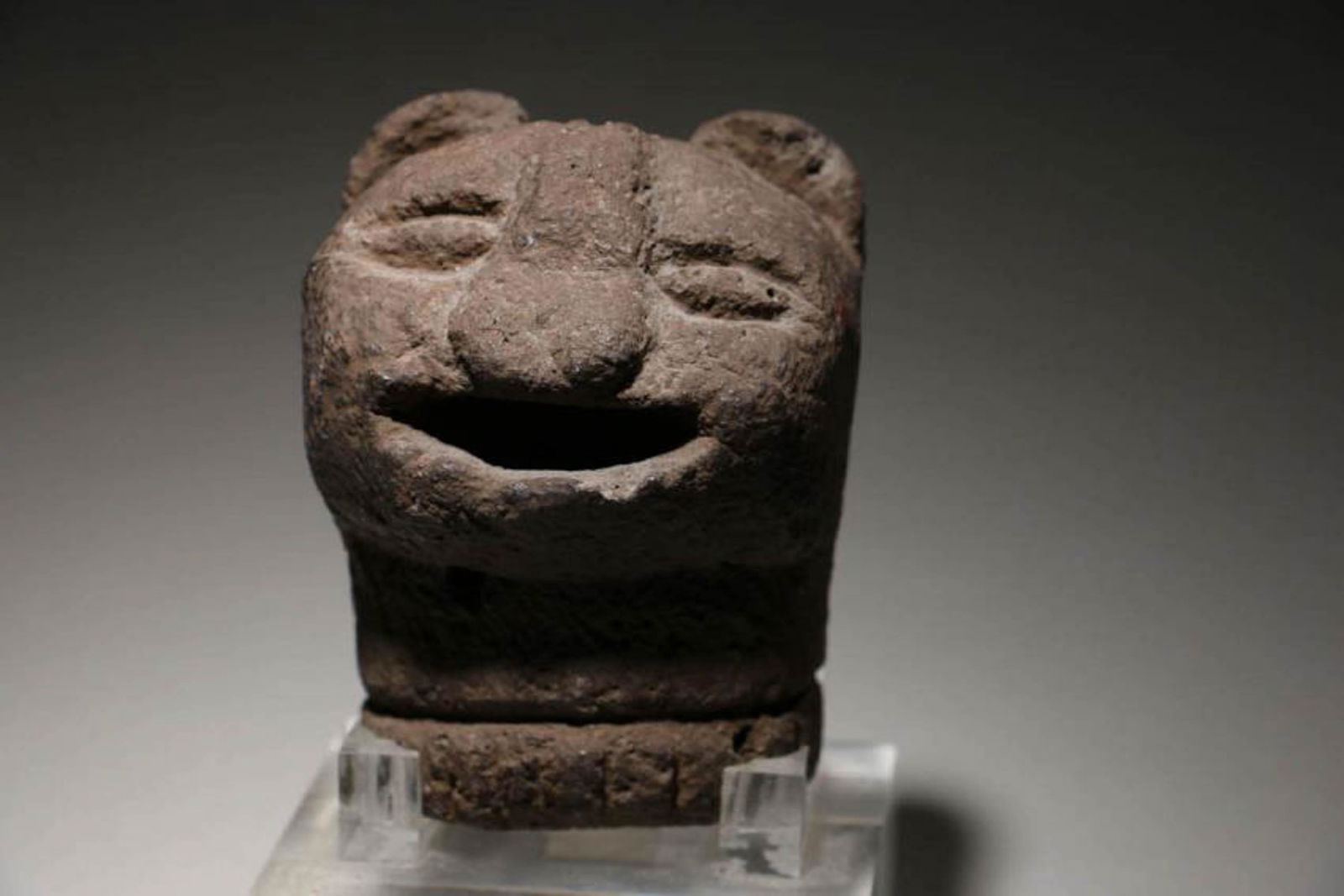 Pre-Columbian Stone Jaguar Head Carving (1 of 5)