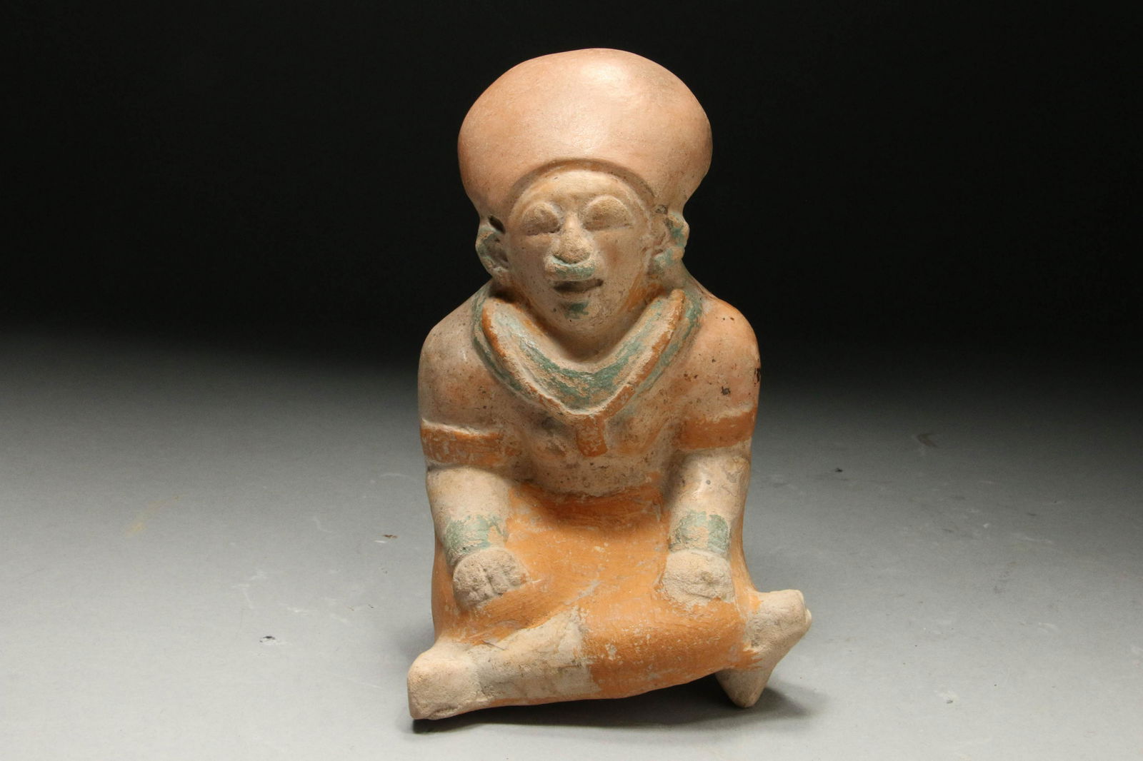 Pre-Columbian Jamacoaque Figure (1 of 5)