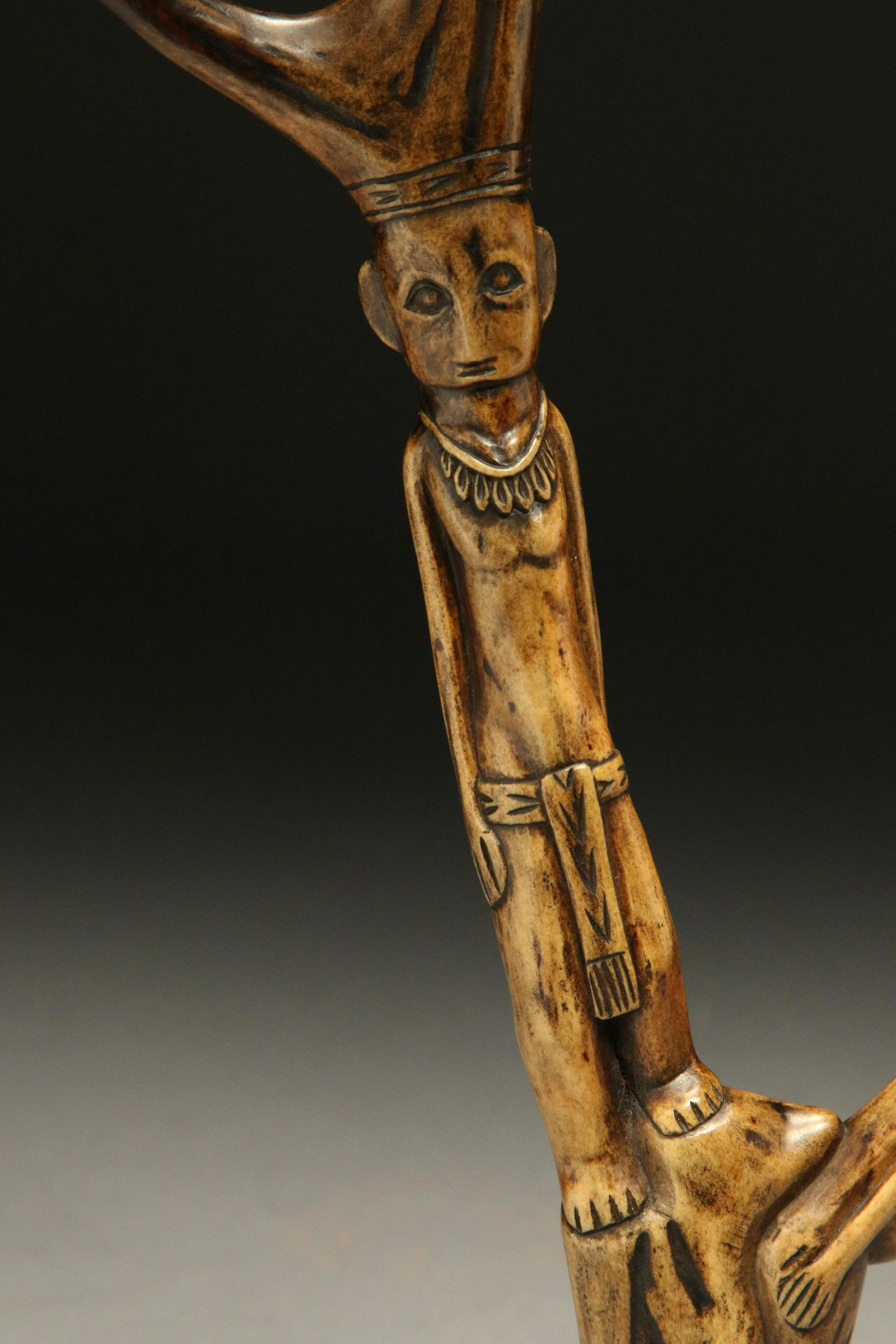 Philippine Gong Holder (1 of 5)