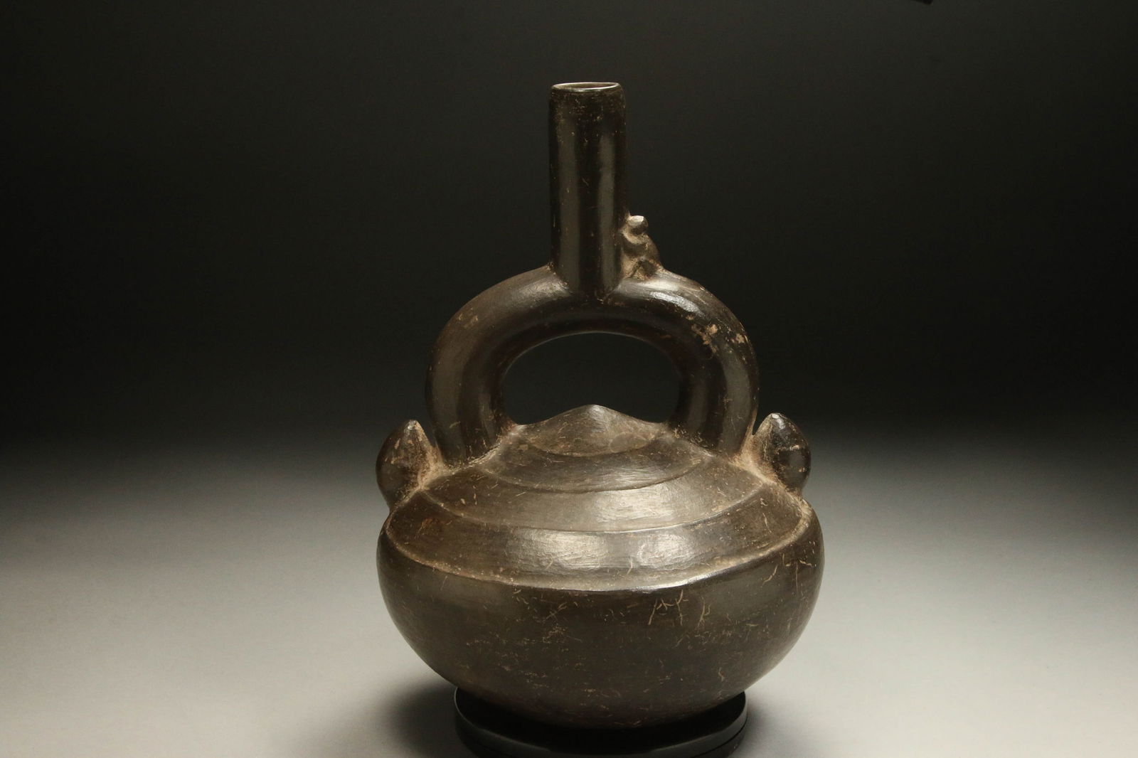 Pre-Columbian Chimu Vessel (1 of 6)