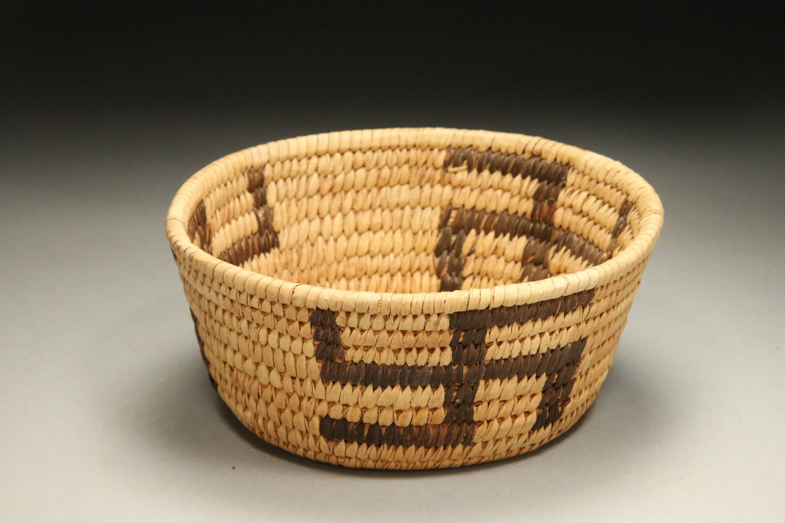 Native American Basket (1 of 3)